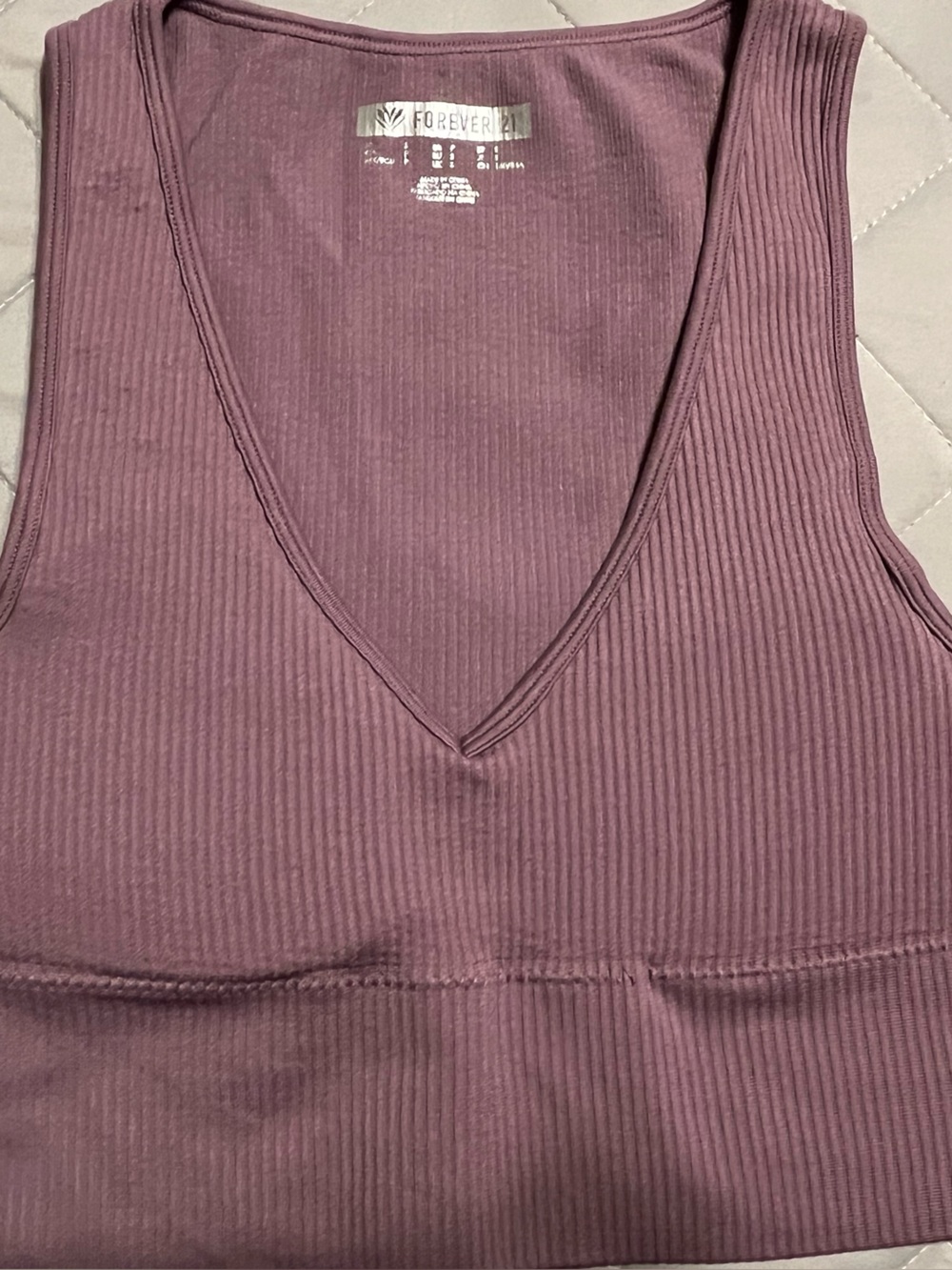 Ribbed V-Neck Sleeveless Top - Mauve Sports bra Size Small